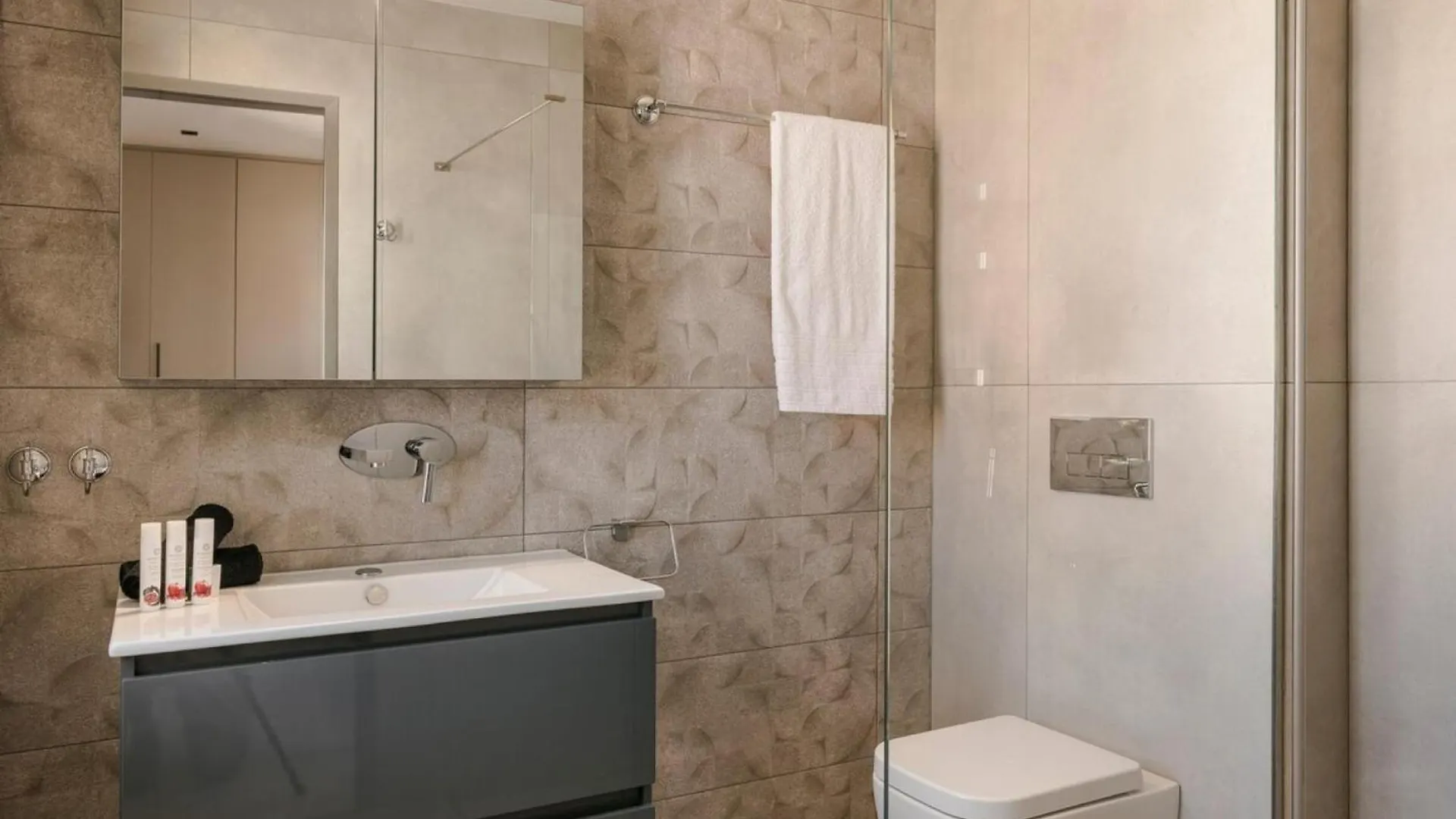 Argostoli Cityscape Apartment